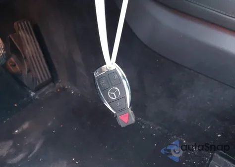 2016 Mercedes-Benz S 550 from USA, damaged, VIN WDDUG8CB9GA266832